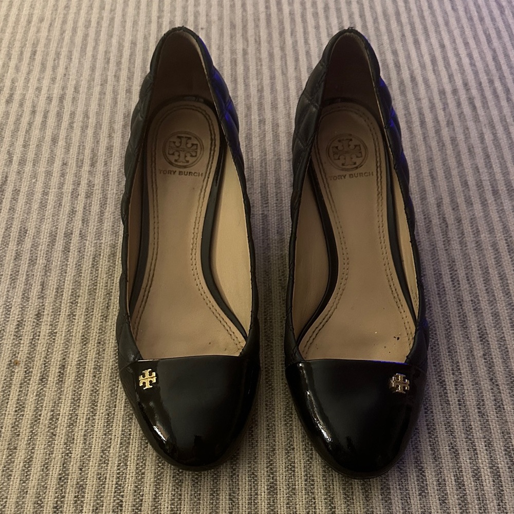 TORY BURCH CLAREMONT QUILTED AND PATENT LEATHER WEDGES